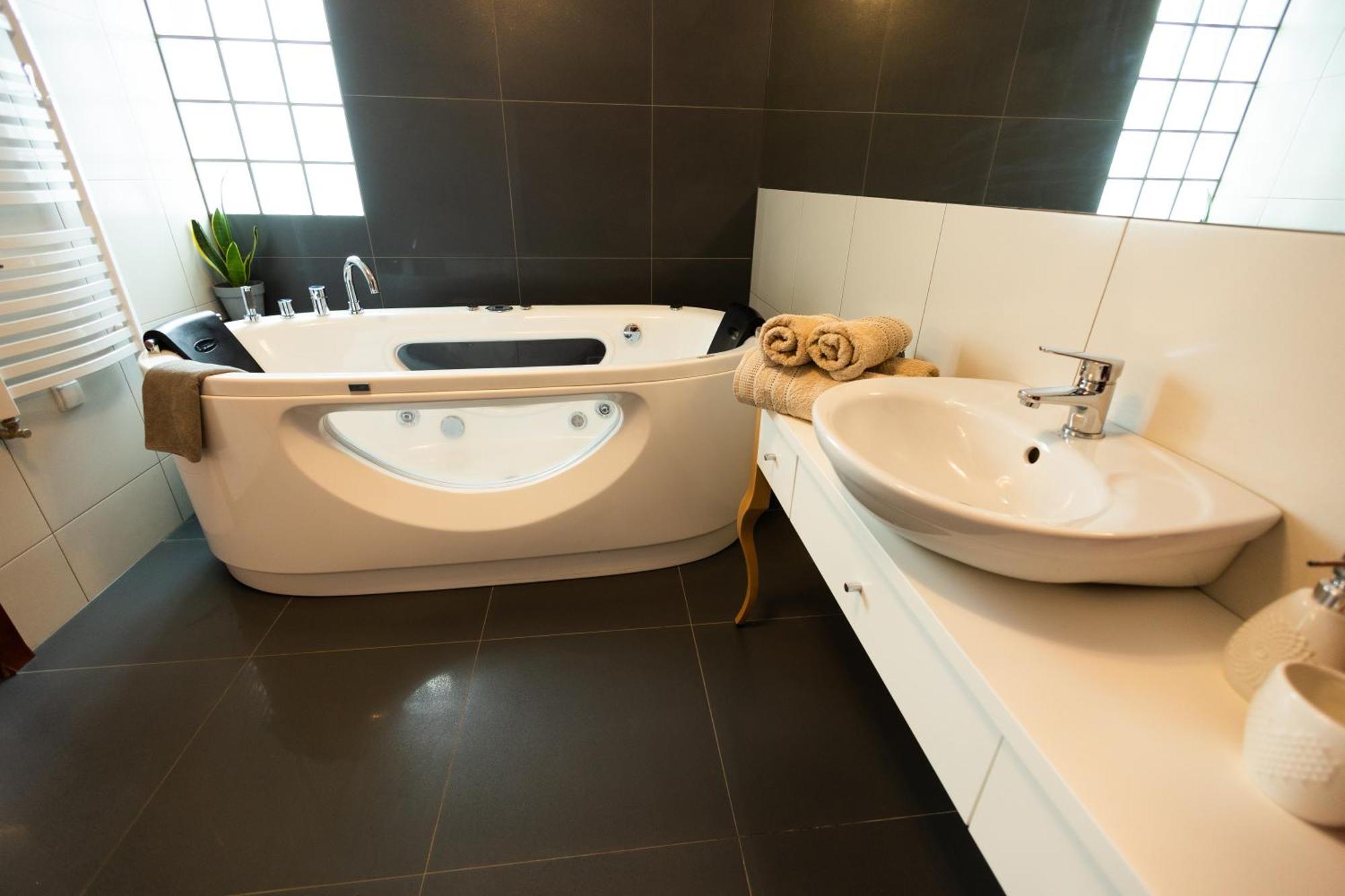 Gosciniec Nad Sawa Bed & Breakfast Handzlowka ภายนอก รูปภาพ
