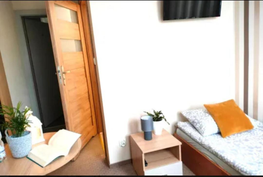 Gosciniec Nad Sawa Bed & Breakfast Handzlowka ภายนอก รูปภาพ